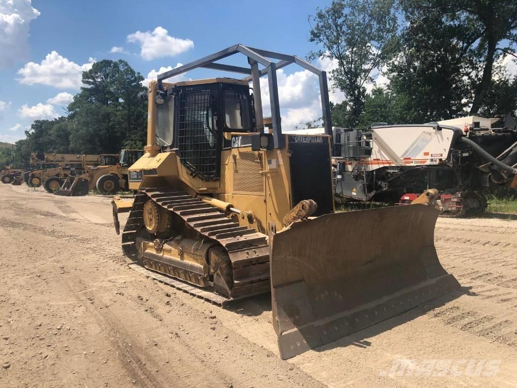 CAT D 5 M XL Pásové dozéry