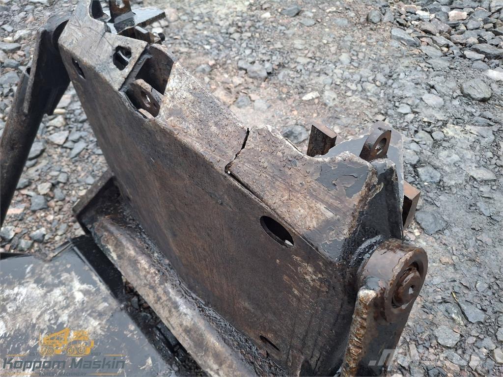 Komatsu 845 Ďalšie komponenty