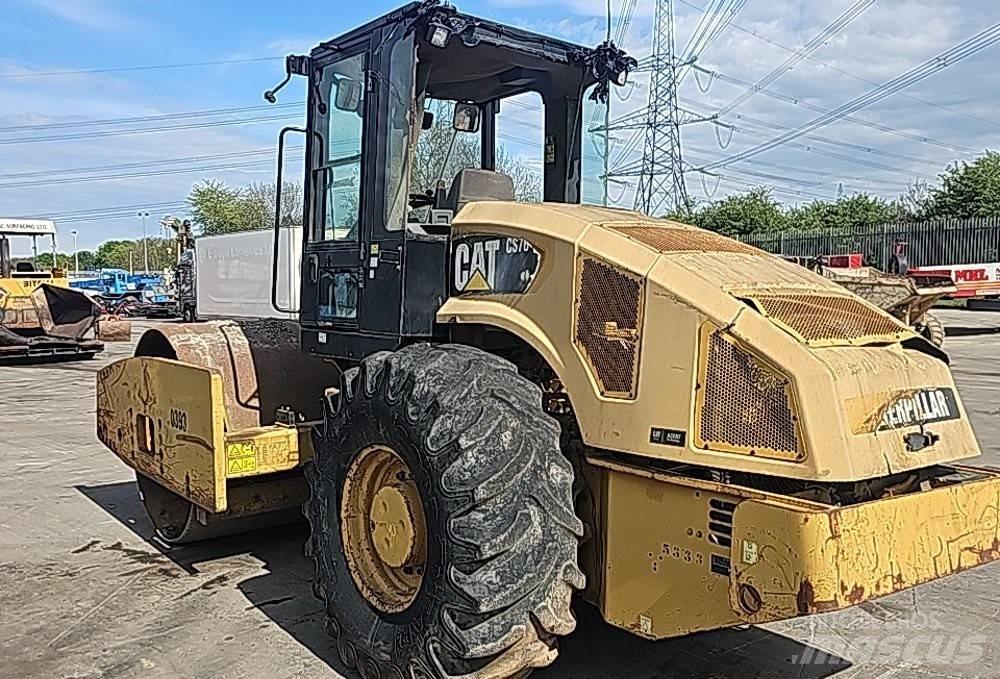 CAT CS 76 Ťahačové valce