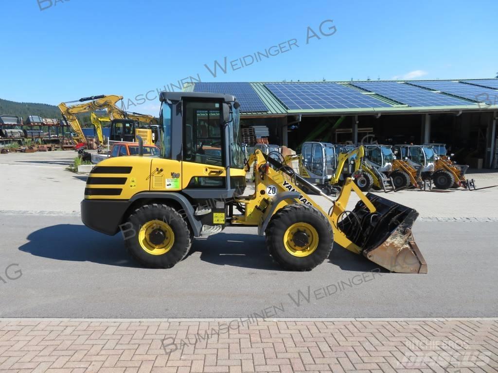 Yanmar V 80 Kolesové nakladače