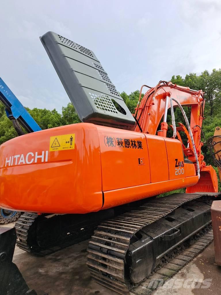 Hitachi EX 200-5 Pásové rýpadlá