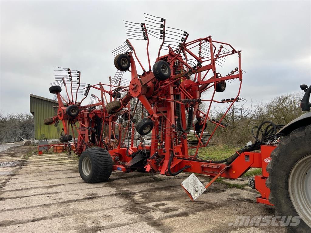 Kuhn GA 15021 Riadkovacie žacie stroje