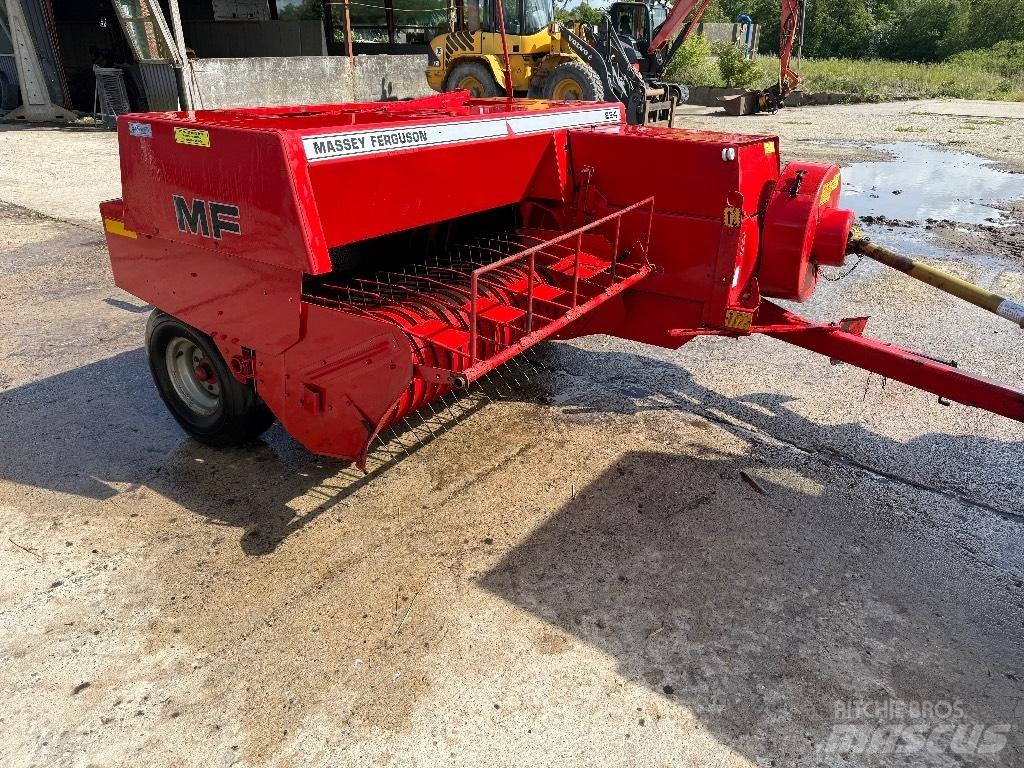 Massey Ferguson 224 Lisy na hranaté balíky