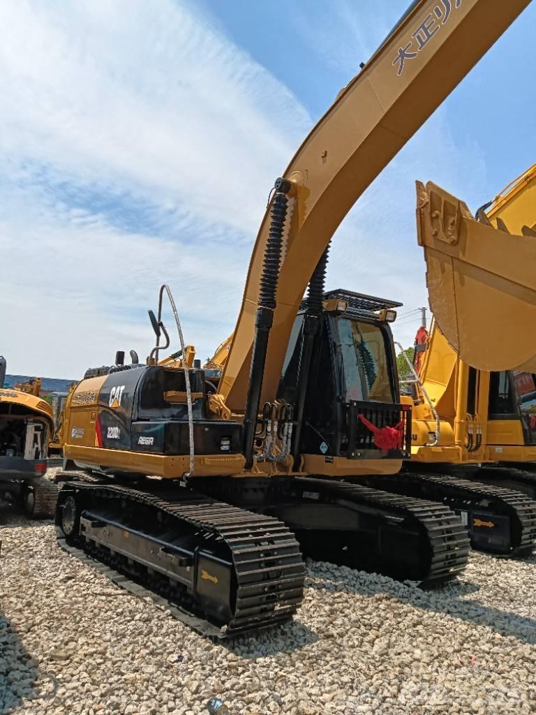 CAT 320D2 Midi rýpadlá 7 t - 12 t