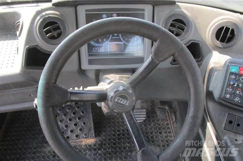 Bell B20E 6X4 Kĺbové nákladné autá