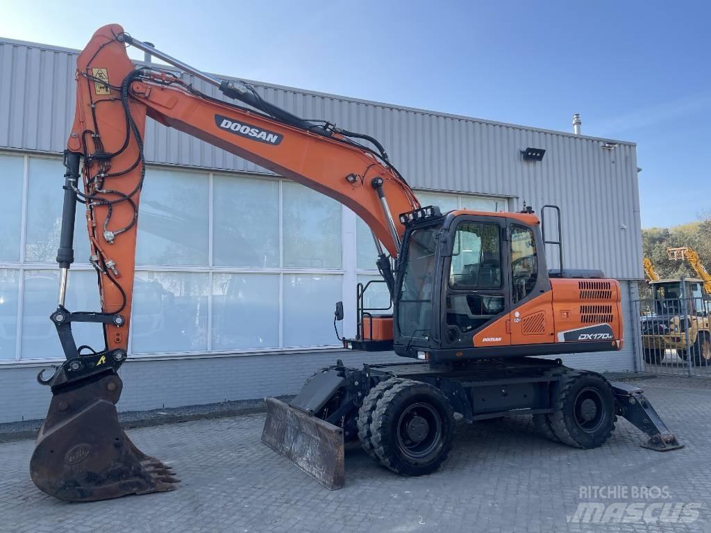 Doosan DX170W-5 Kolesové rýpadlá