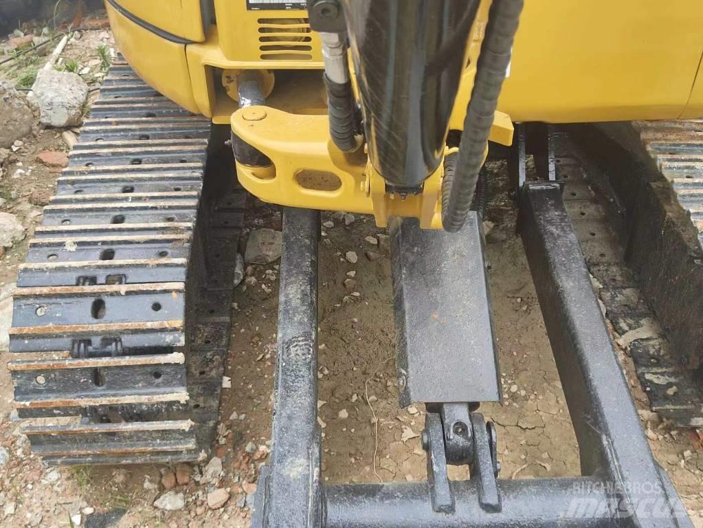 CAT 303 E CR Pásové rýpadlá