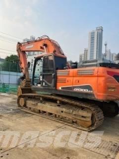 Doosan DX 300 LC-5 Pásové rýpadlá