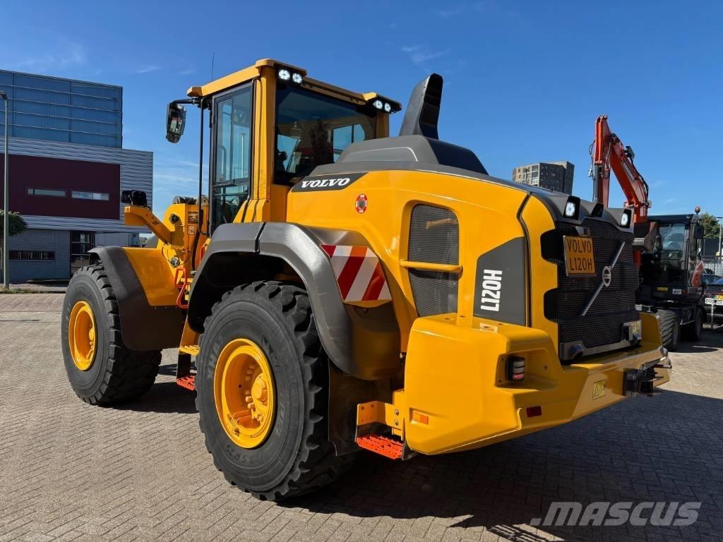 Volvo L 120 H Kolesové nakladače