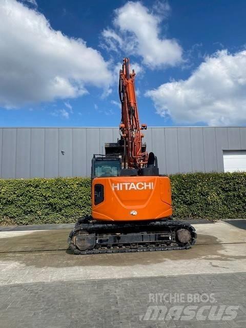 Hitachi 135US-6 Pásové rýpadlá