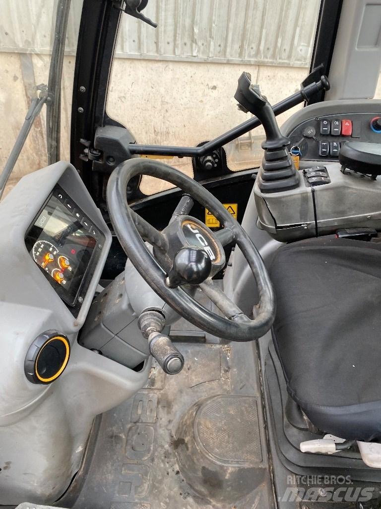 JCB TM 320 S Teleskopické nakladače pre poľnohospodárstvo