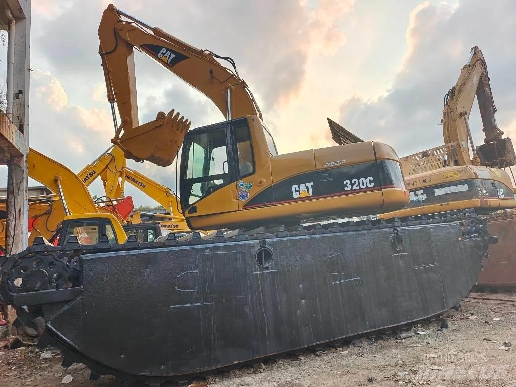 CAT 320 C Obojživelná rýpadlá