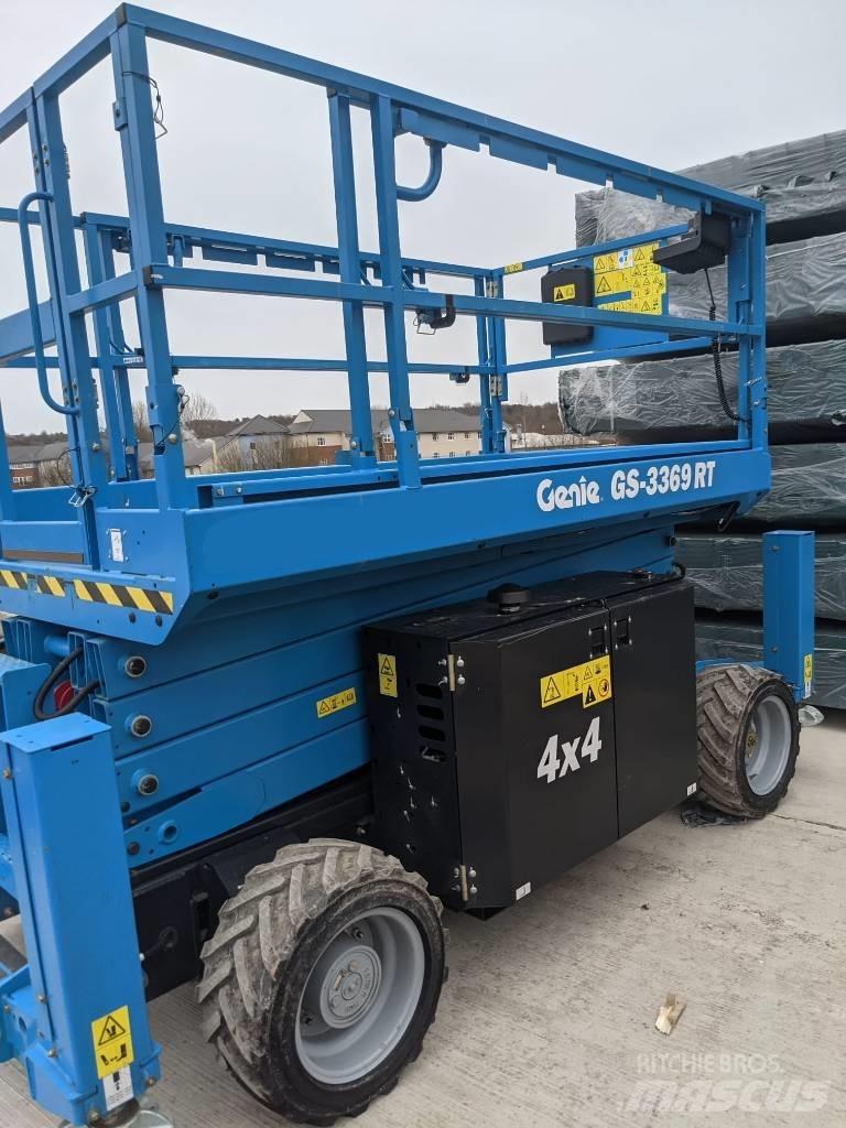 Genie GS 3369 RT Nožnicové zdvíhacie plošiny