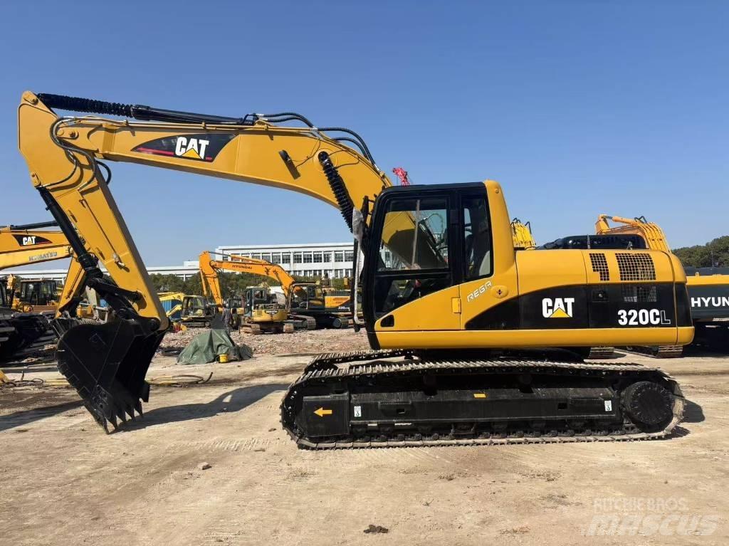 CAT 320 C L Pásové rýpadlá