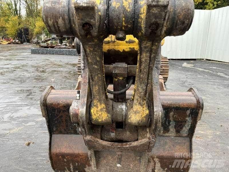 Komatsu PC160LC-7K Pásové rýpadlá