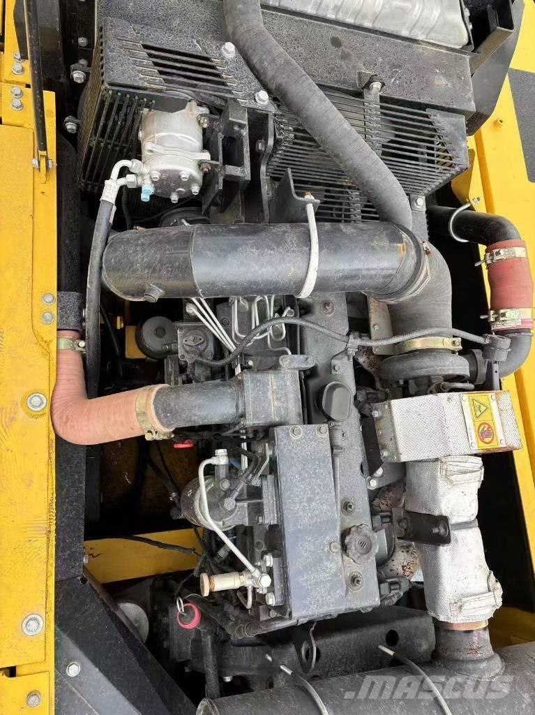 Komatsu PC 350 Pásové rýpadlá