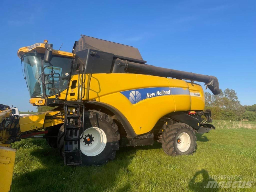 New Holland CX 8090 Kombinované zberacie stroje