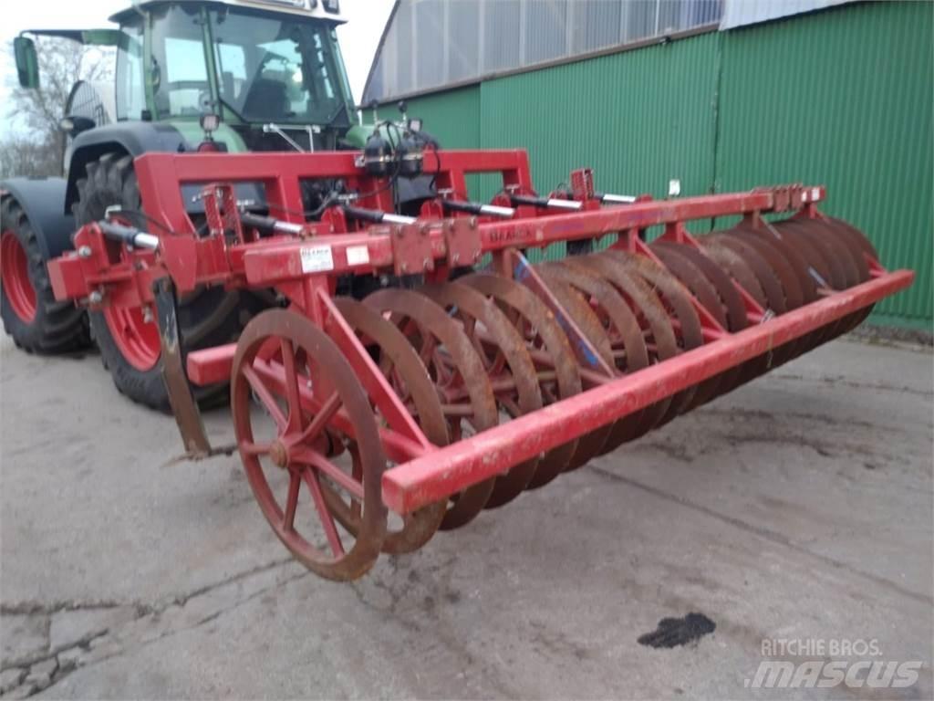 Baarck CC 400 Ďalšie stroje na spracovanie pôdy a príslušenstvo