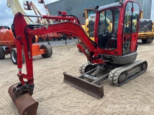 JCB 8025 Mini rýpadlá < 7t