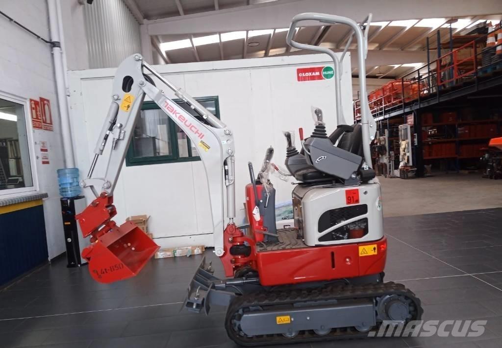 Takeuchi TB 210 R Mini rýpadlá < 7t