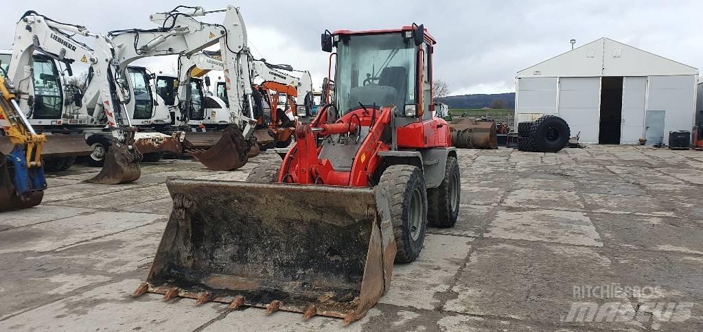 Volvo L 30 G Kolesové nakladače