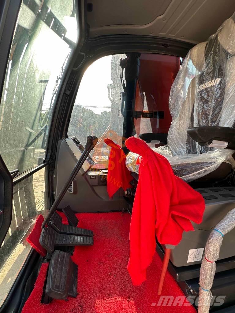 Doosan DX 225 LC Pásové rýpadlá