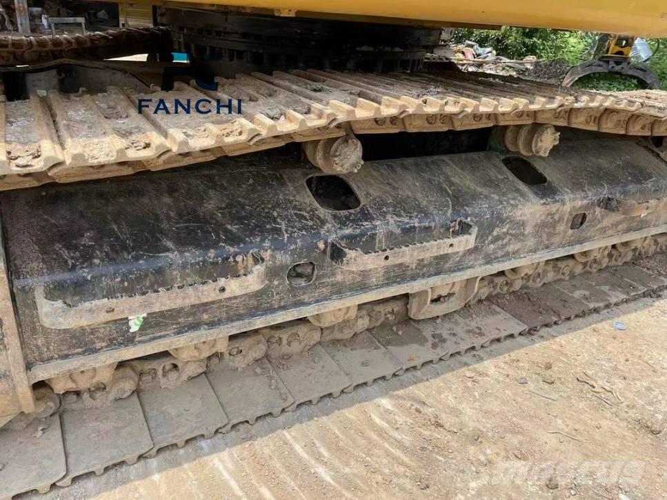 CAT 320 GC Pásové rýpadlá