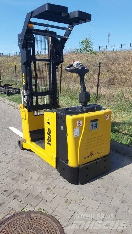 Yale MC10 Retraky