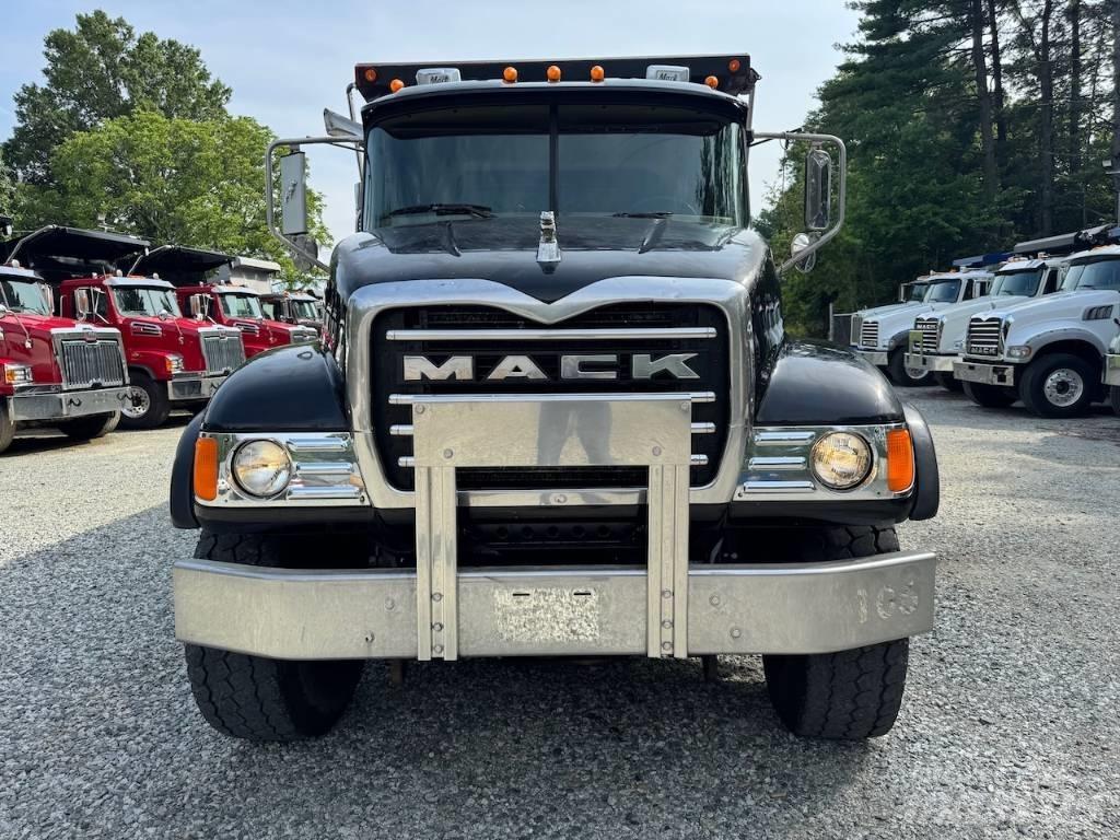 Mack Granite CV 713 Sklápače