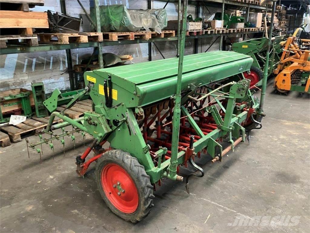 Hassia DLV 250/19 Mechanické sejačky