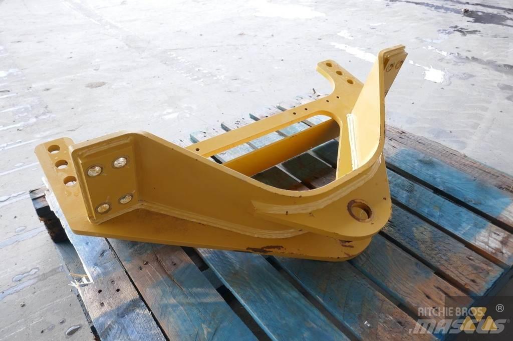 CAT 140M3 Drawbar Doprava – ostatné