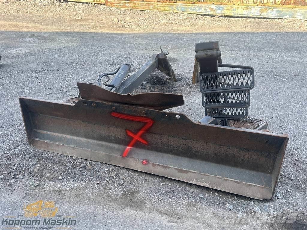 Valmet 890.2 Ďalšie komponenty
