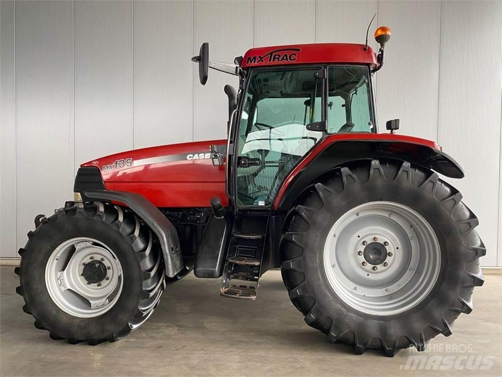 Case IH MX 135 Traktory