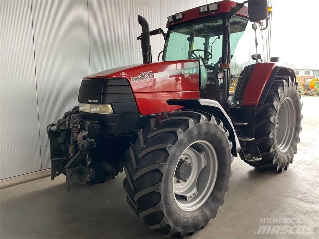 Case IH MX 135 Traktory