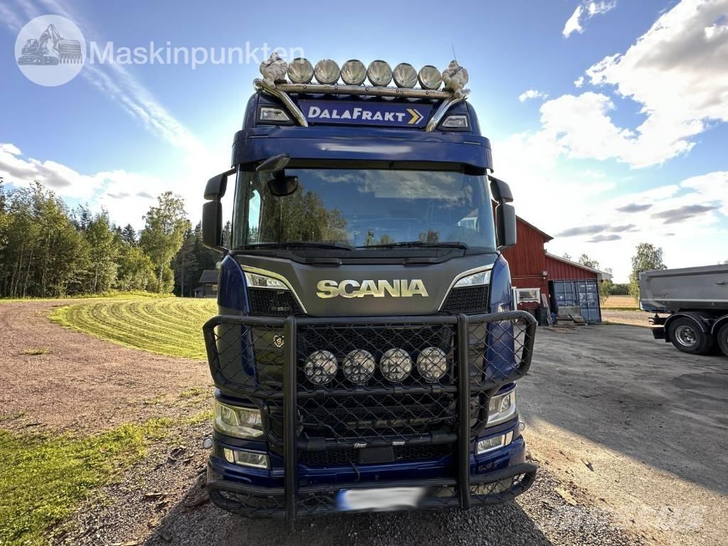 Scania R 650 Nákladné vozidlá na prepravu dreva