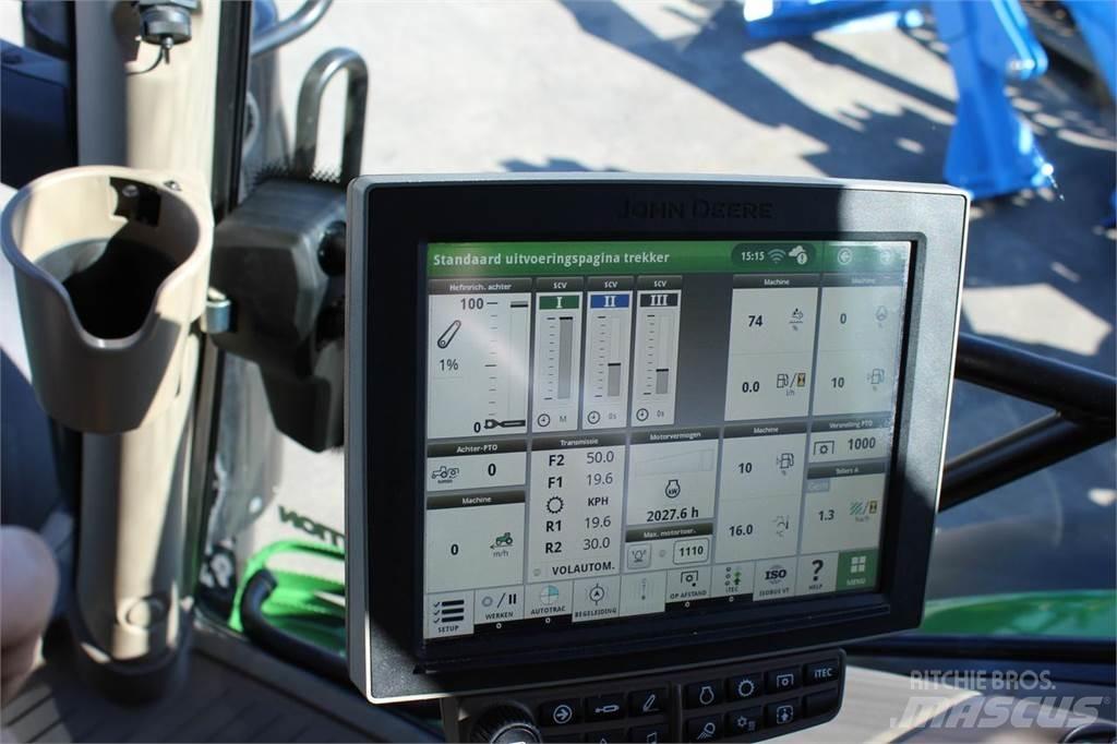 John Deere 6130R Traktory