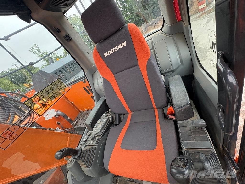 Doosan DX140LCR-5 Pásové rýpadlá