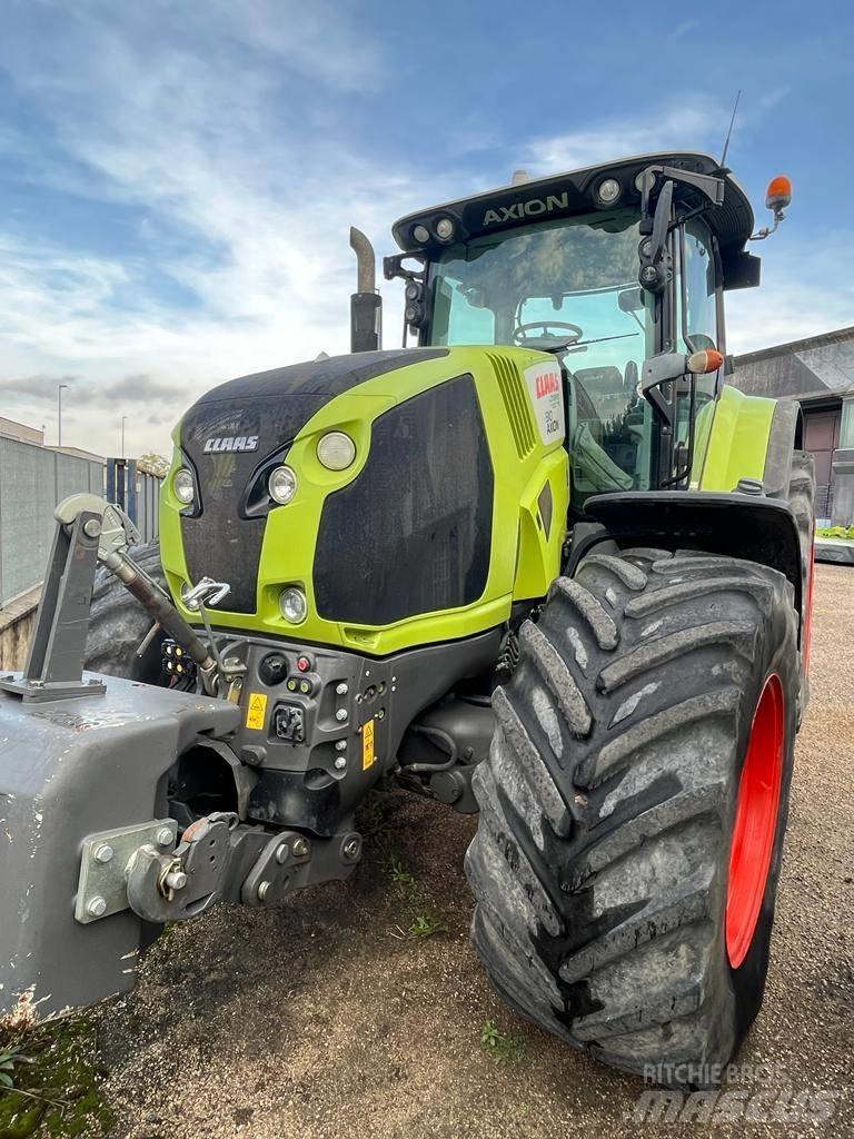 CLAAS Axion 810 Traktory