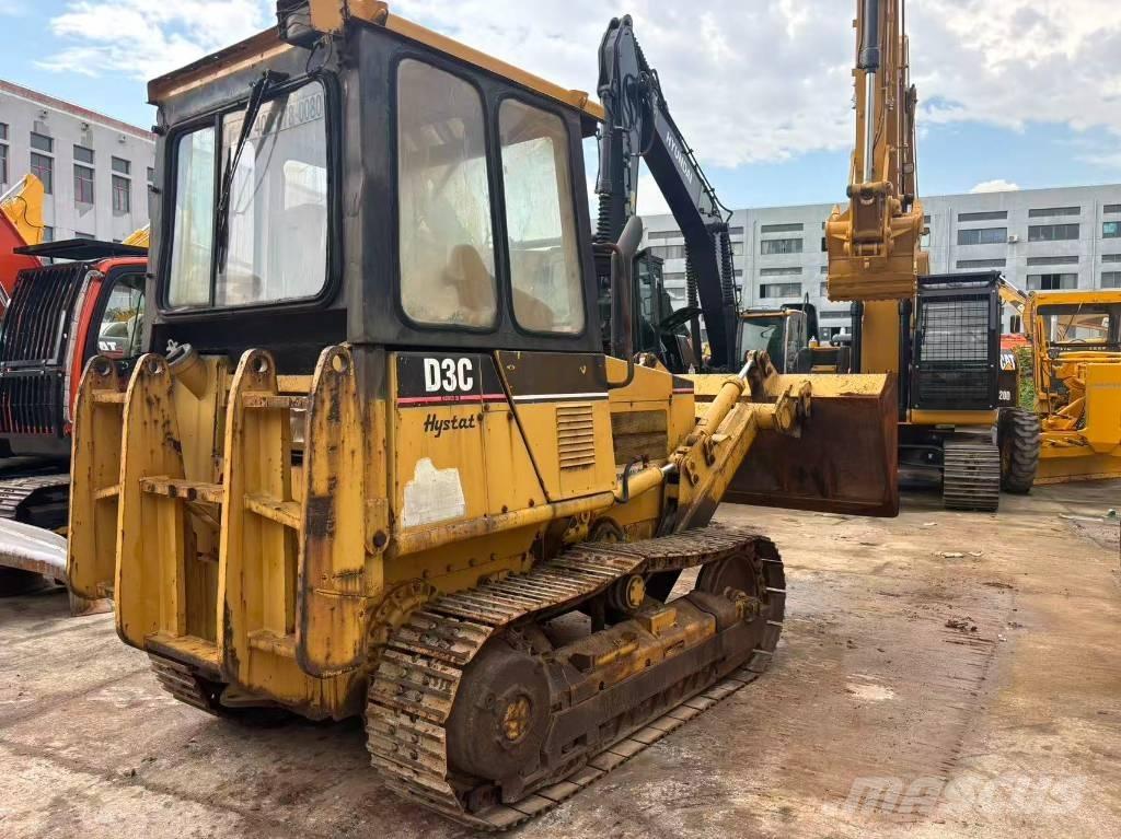 CAT D3C Pásové dozéry