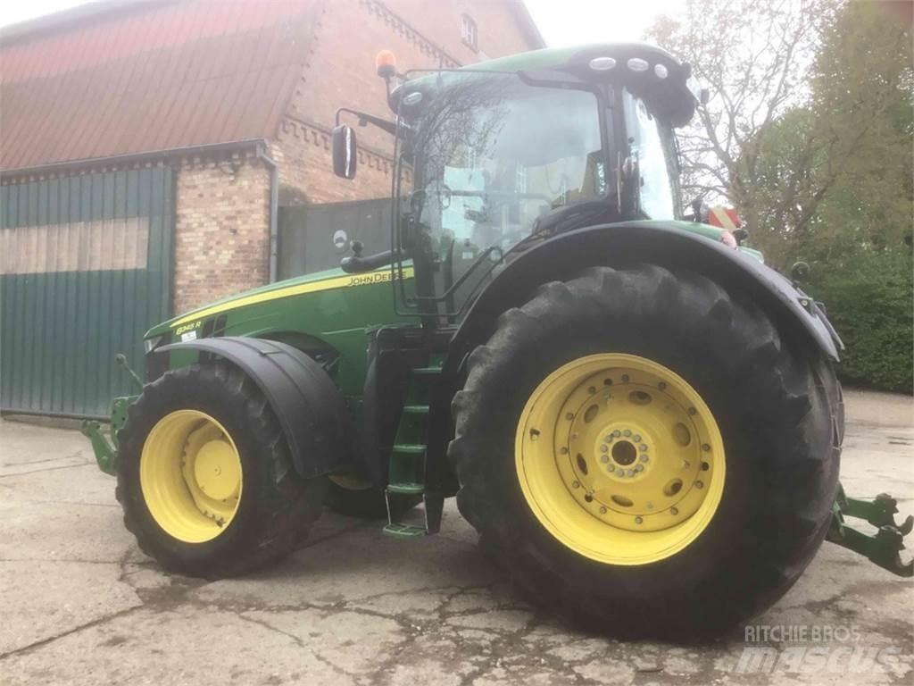 John Deere 8345R Traktory