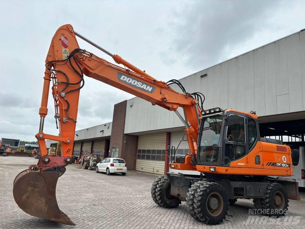 Doosan DX 190 W Kolesové rýpadlá