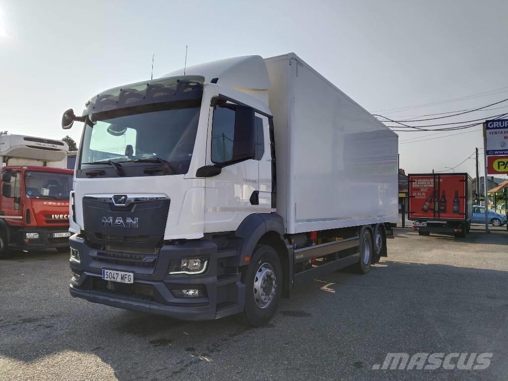 MAN TGS 26.360 Skriňová nadstavba