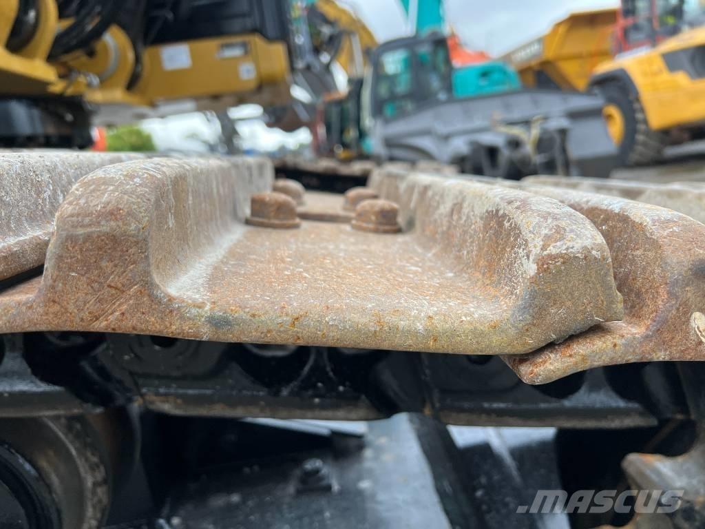 CAT 352 Pásové rýpadlá