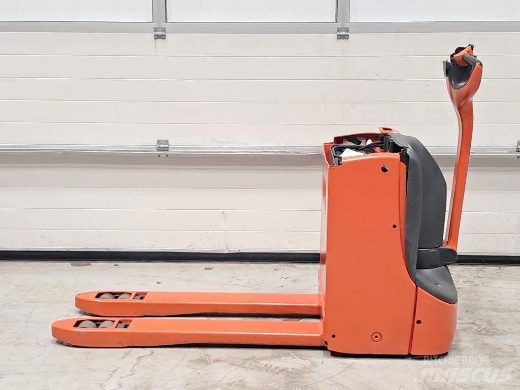 Linde T16 Nízkozdvižný vozík