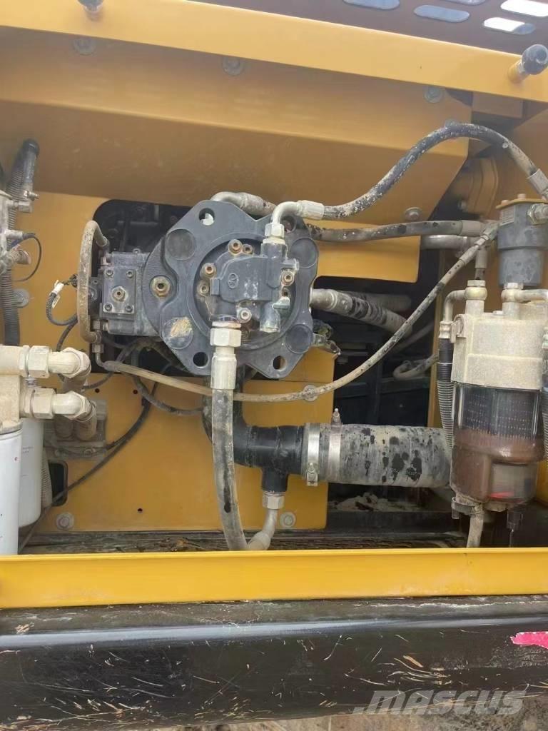 Sany SY 200 C Plus Pásové rýpadlá