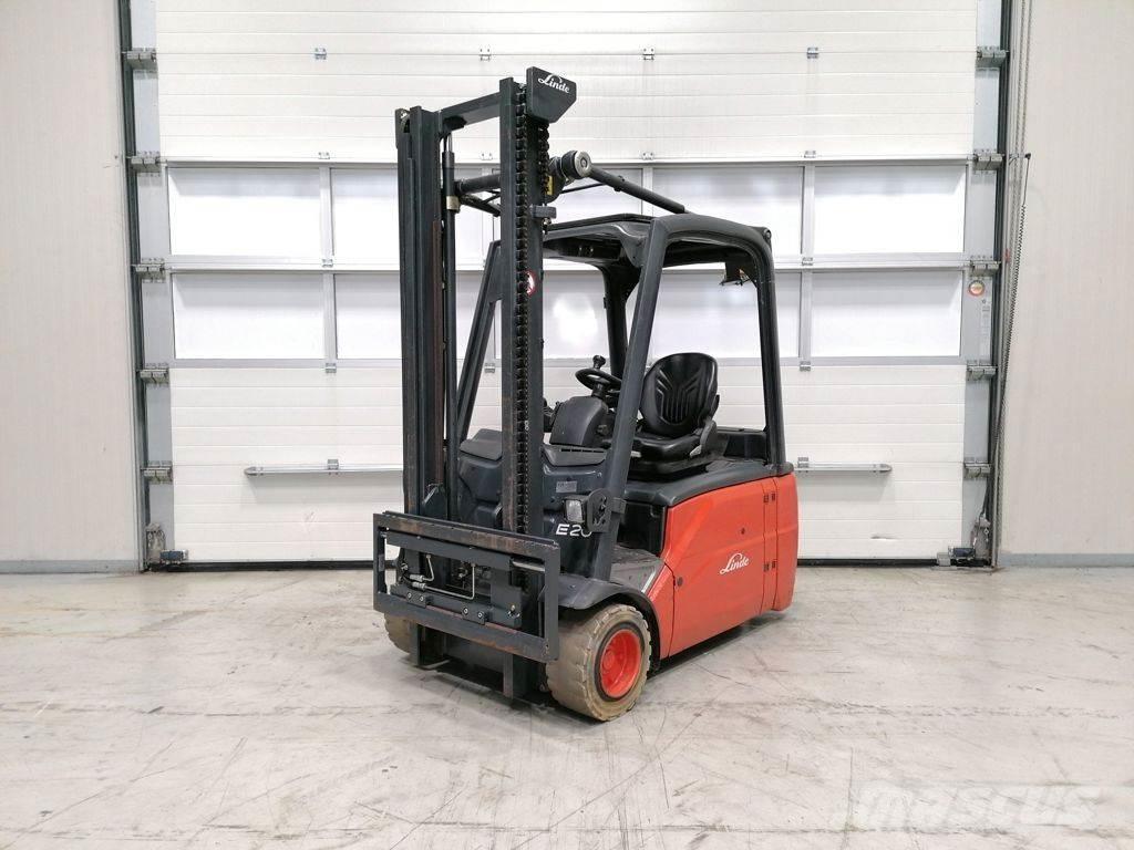 Linde E20L-01 Akumulátorové vozíky