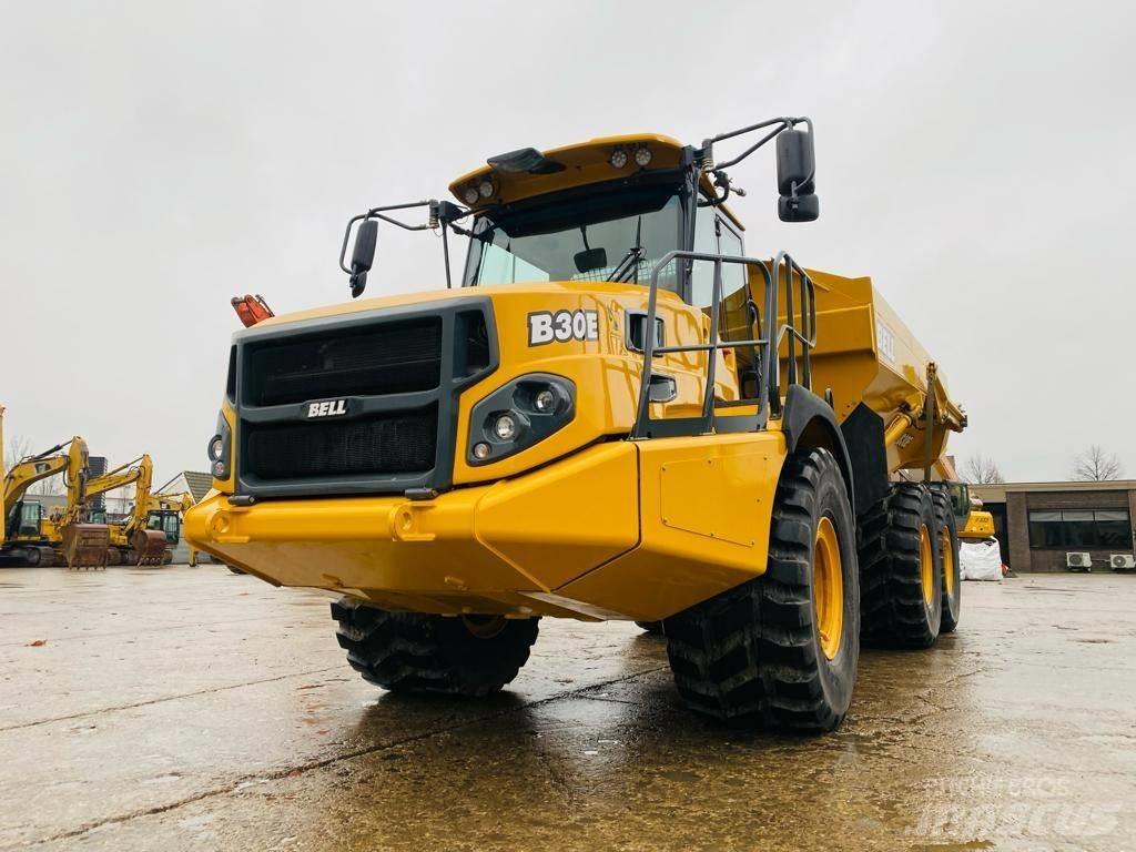 Bell B 30 E Kĺbové nákladné autá