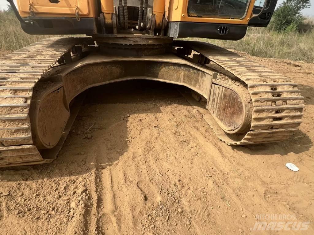 Hyundai R 305LC-9T Pásové rýpadlá