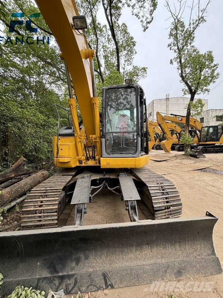Komatsu PC 128 US Pásové rýpadlá