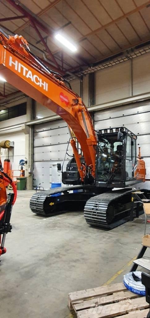 Hitachi ZX 210 LC-7 Pásové rýpadlá